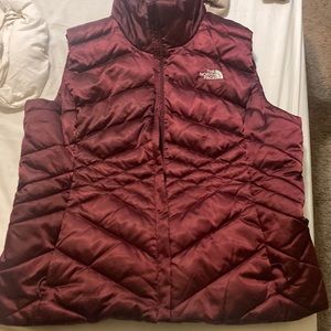 The north face 550 vest